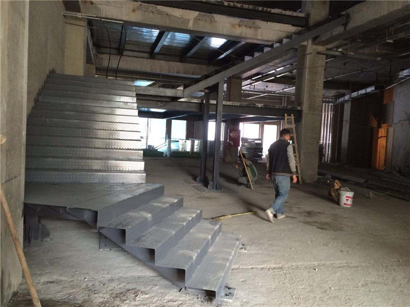 阁楼楼梯 (2)